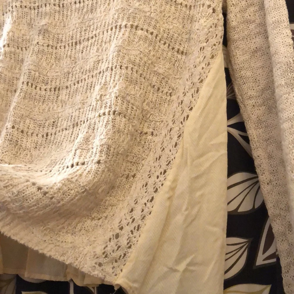 Lucky Brand sweater size Small - Picture 2 of 12